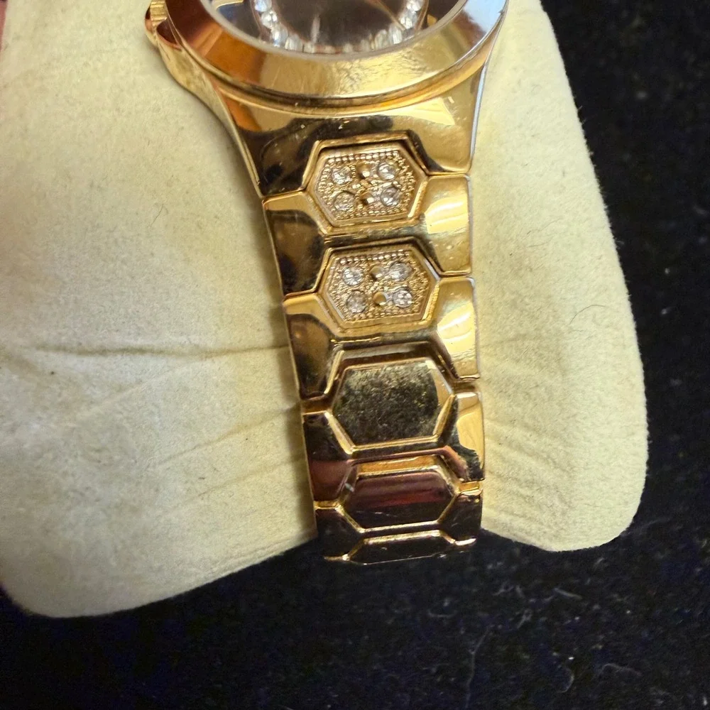 Allude Gold Tone Rhinestone Watch Quartz Japan‎ Y2K Vintage Style WORKS